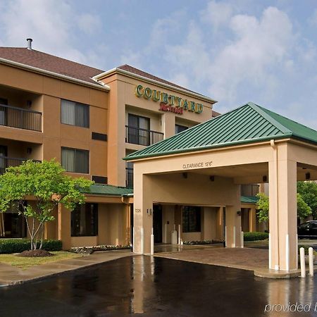 Courtyard Indianapolis Northwest Hotel Exterior photo